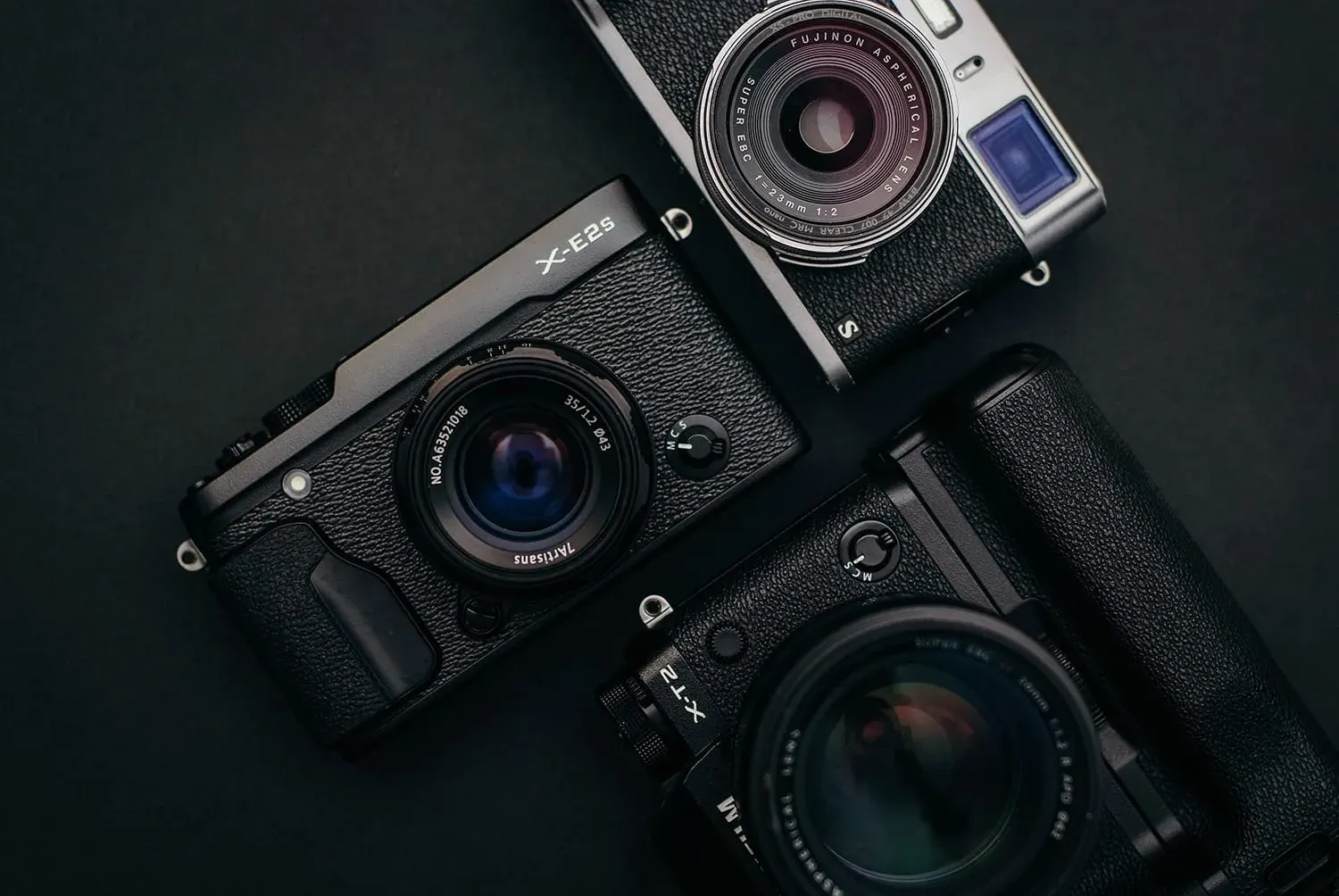 تفاوت‌ دوربین DSLR با بدون آینه