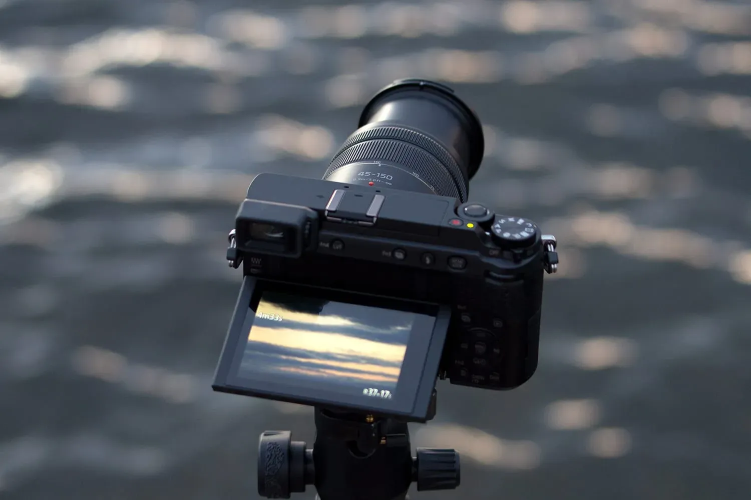 تفاوت‌ دوربین DSLR با بدون آینه